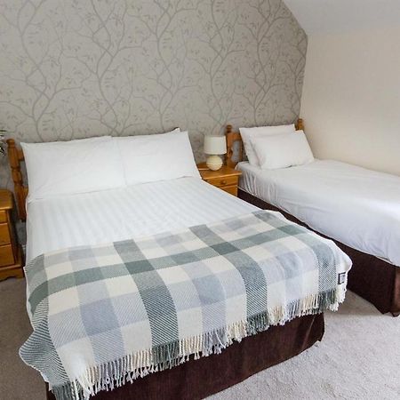 The Beach, Days Bar And B&B Inishbofin Dış mekan fotoğraf